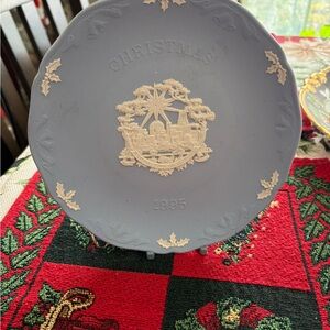 Christmas Decorative Plate 1995
